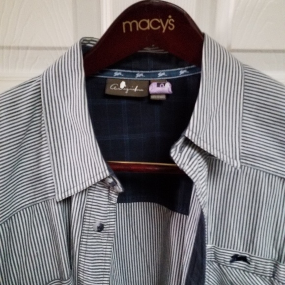 4x Button up - Picture 5 of 5